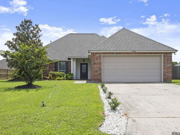14380 Summerset Dr, Gonzales, LA 70737
