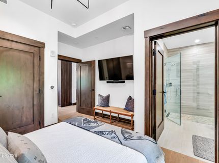 25 Beach Club Drive, Unit 301, Stateline, NV 89449 Photo