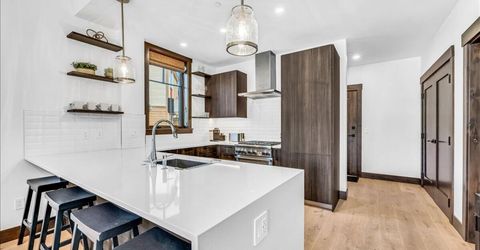 25 Beach Club Drive, Unit 301, Stateline, NV 89449 Photo