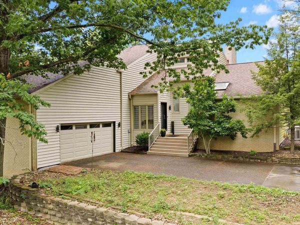 6916 Tonia Court, Evansville, IN 47710