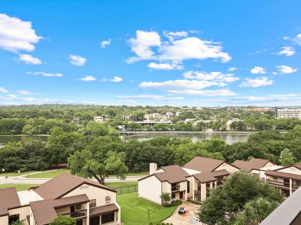 40 N Interstate 35 Highway , Unit 8C4, Austin, TX 78701