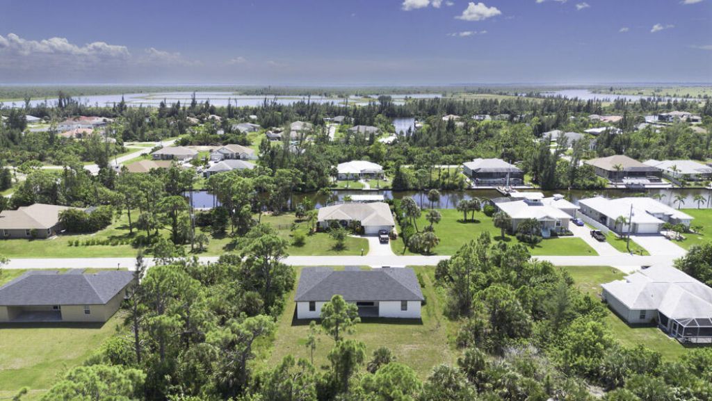 15245 Brainbridge Circle, Port Charlotte, FL 33981 Photo