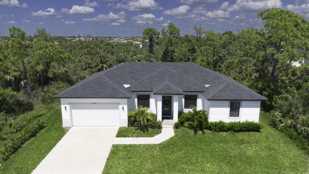 15245 Brainbridge Circle, Port Charlotte, FL 33981 Photo
