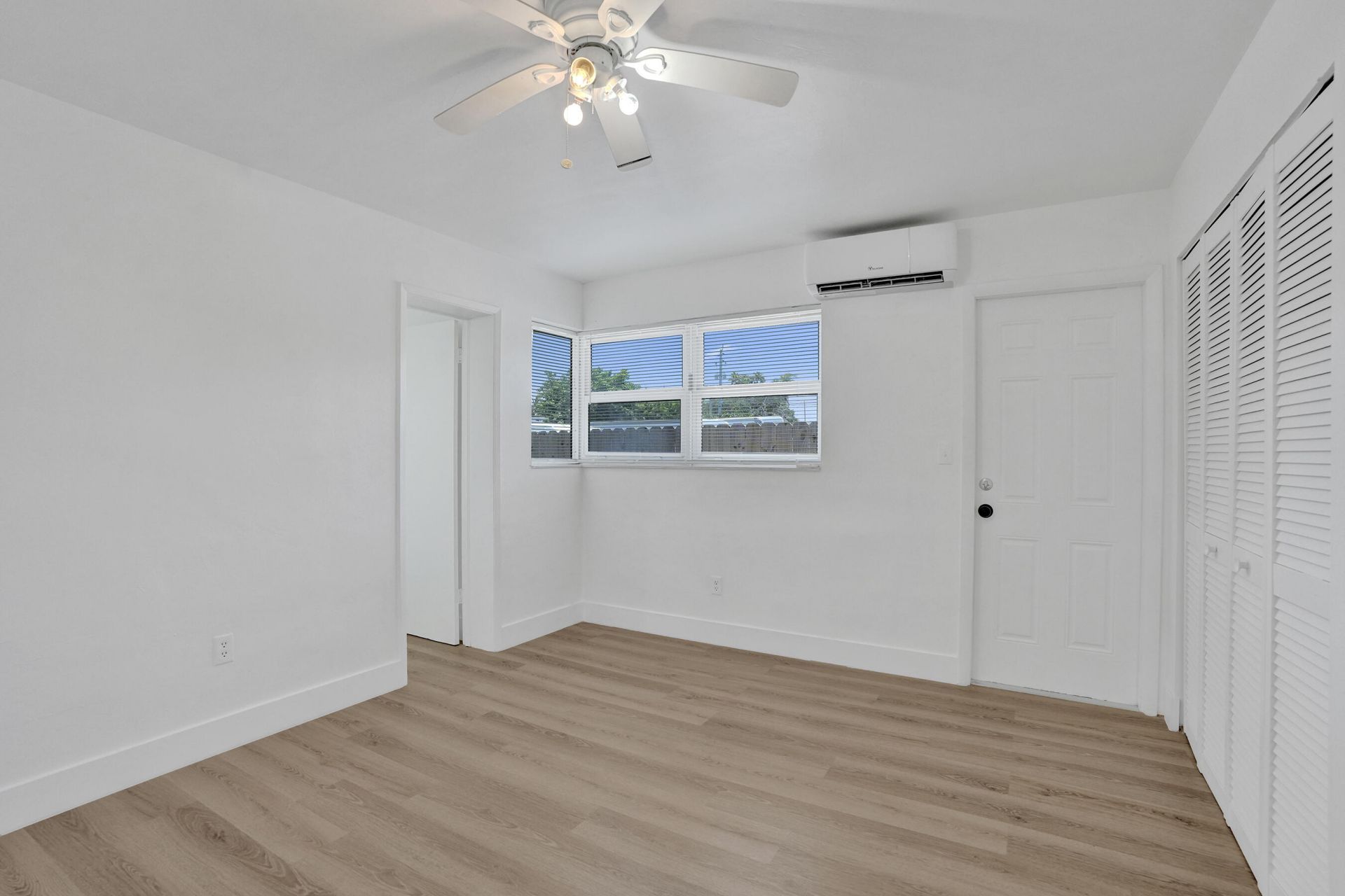 2018 NE 15th Street, Fort Lauderdale, FL 33304 Photo