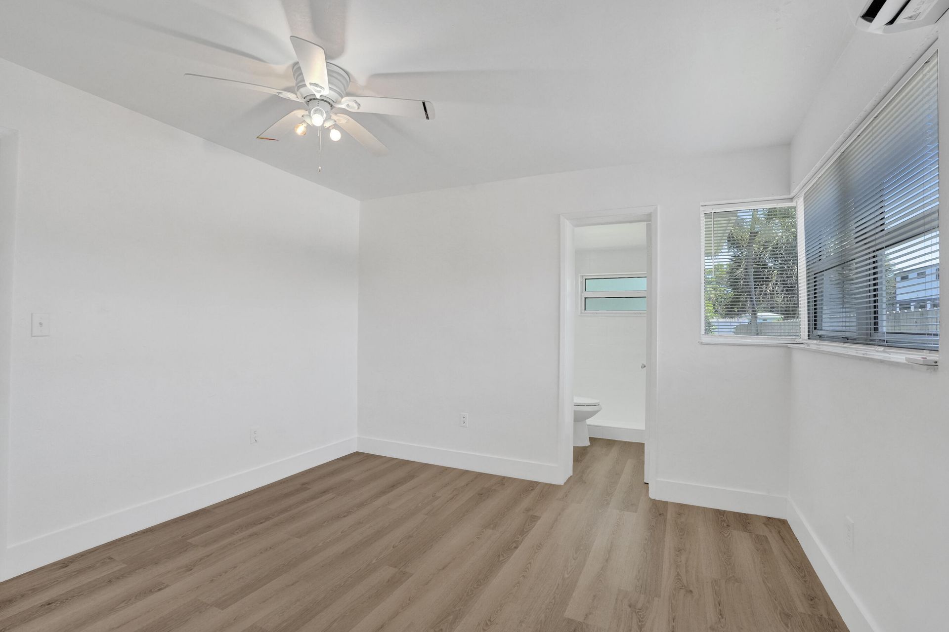 2018 NE 15th Street, Fort Lauderdale, FL 33304 Photo
