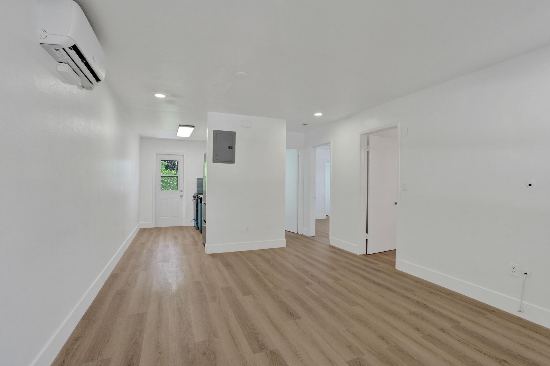 2018 NE 15th Street, Fort Lauderdale, FL 33304 Photo