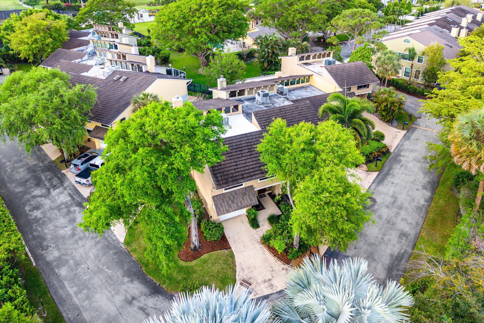 5664 Santiago Circle, Boca Raton, FL 33433 Photo