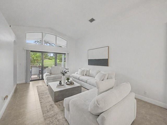 6244 Grand Cypress Circle, Lake Worth, FL 33463 Photo