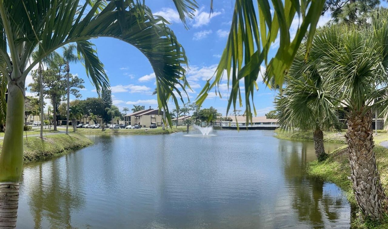 301 Pine Ridge Circle, Unit C-2, Greenacres, FL 33463 Photo
