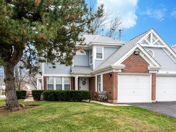 1829 QUAKER HOLLOW Lane, Unit 1829, Streamwood, IL 60107