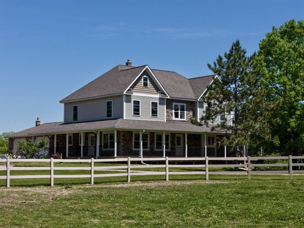 7300 W Kinsel Highway, Vermontville, MI 49096