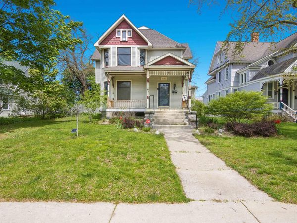 441 State Street E, Traverse City, MI 49686