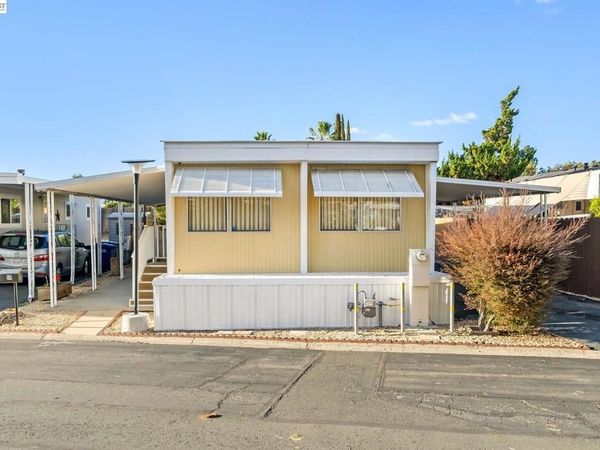 18 Galloway Dr , Concord, CA 94520