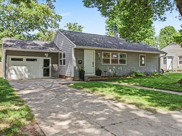 1421 Stafford Avenue, Ames, IA 50010