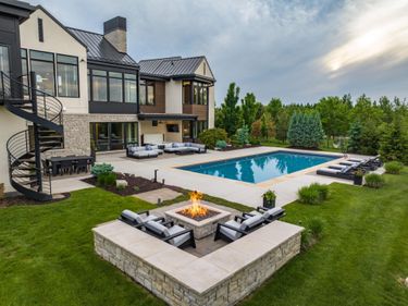 2828 Deer Hill Road , Medina, MN 55356