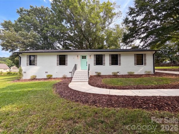 141 Greenbriar Drive , Matthews, NC 28104