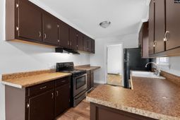 1437 Aralia Drive  photo 4