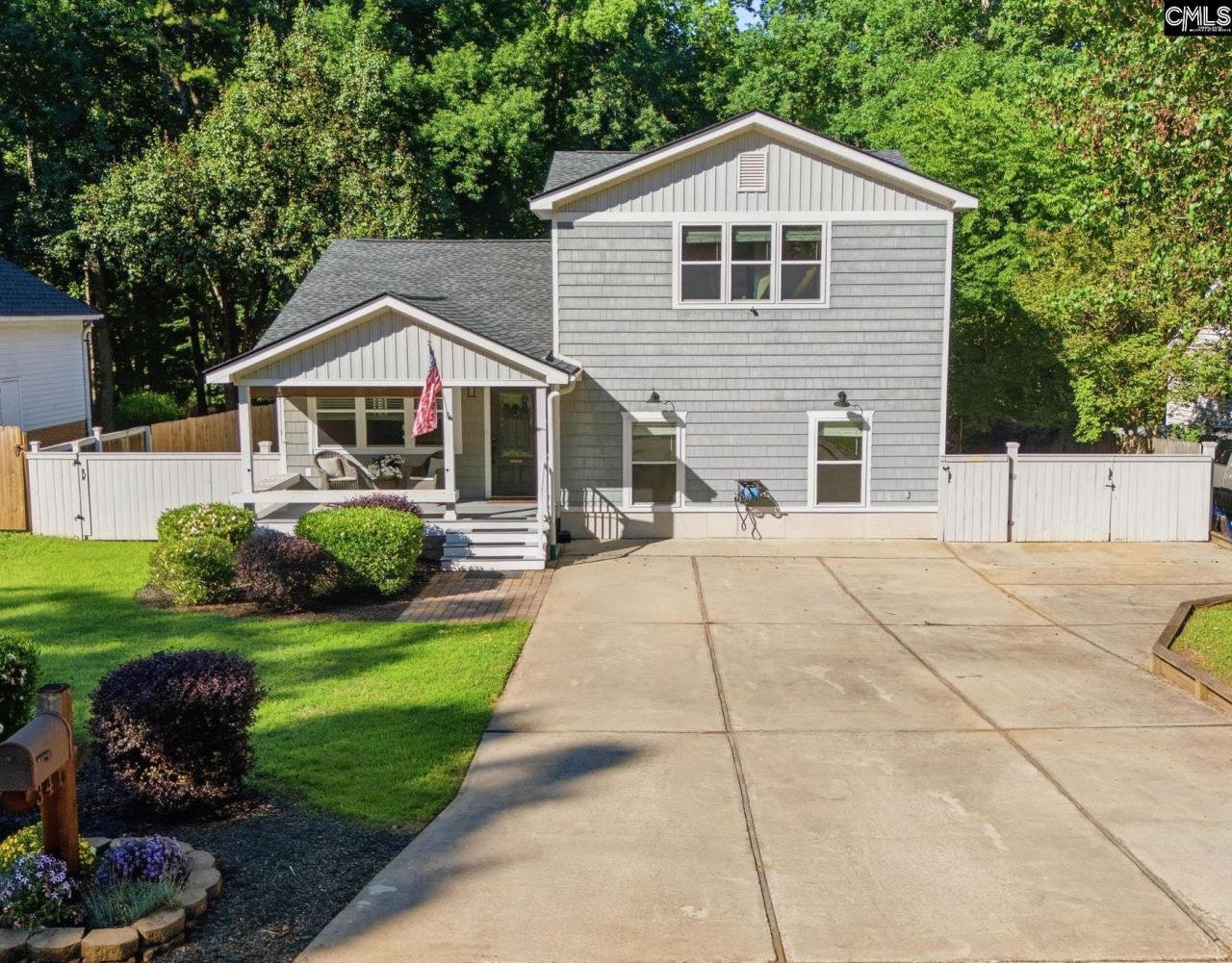 341 Saddlebrooke Circle Photo 1