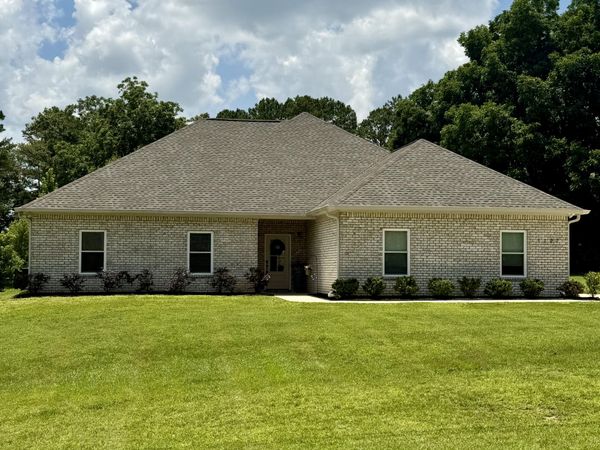1127 CR 1310, Mooreville, MS 38857