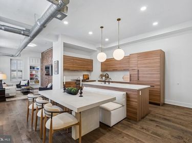 1111 WALNUT STREET, Unit 9G, PHILADELPHIA, PA 19107