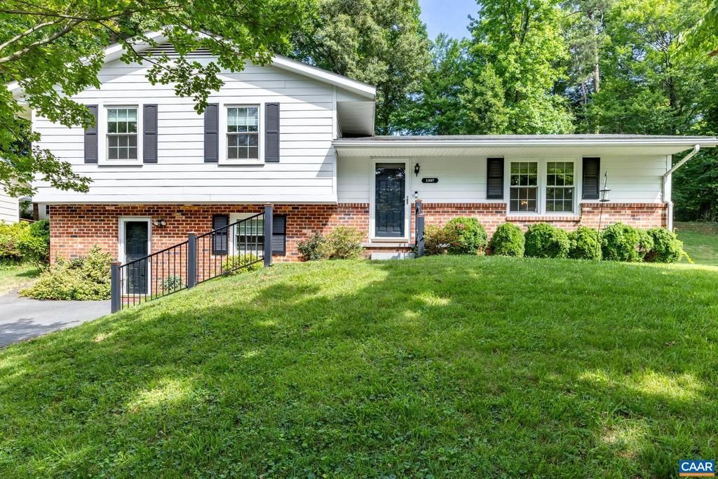 1507 Ricky Rd , Charlottesville, VA 22901 Main Photo