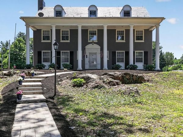 808 WALNUT LANE, CARLISLE, PA 17013