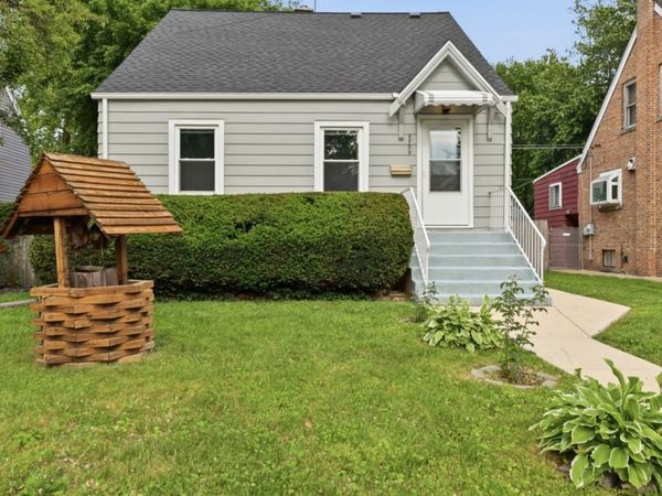 9709 51st Avenue , Oak Lawn, IL 60453