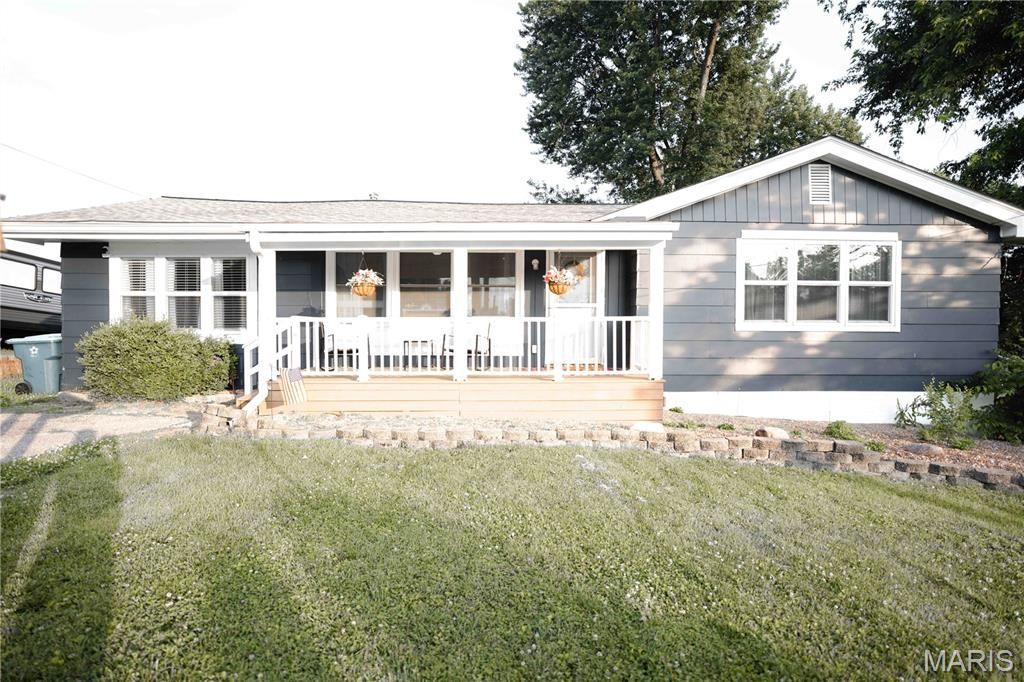 132 Kunze Drive , Saint Charles, MO 63303 Main Photo