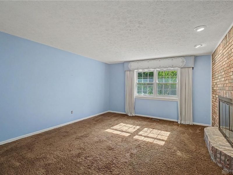 7520 President Court, Dayton, OH 45414 Photo 5