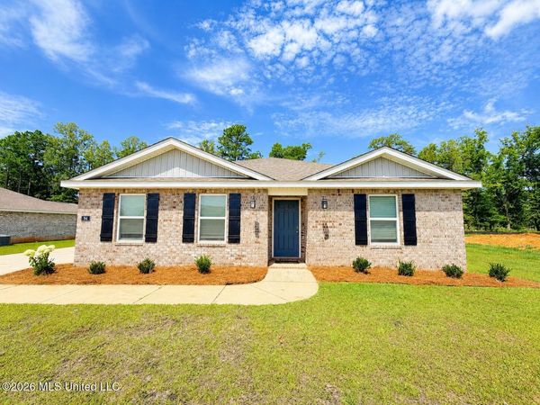 94 Kings Crossing Drive, Lucedale, MS 39452
