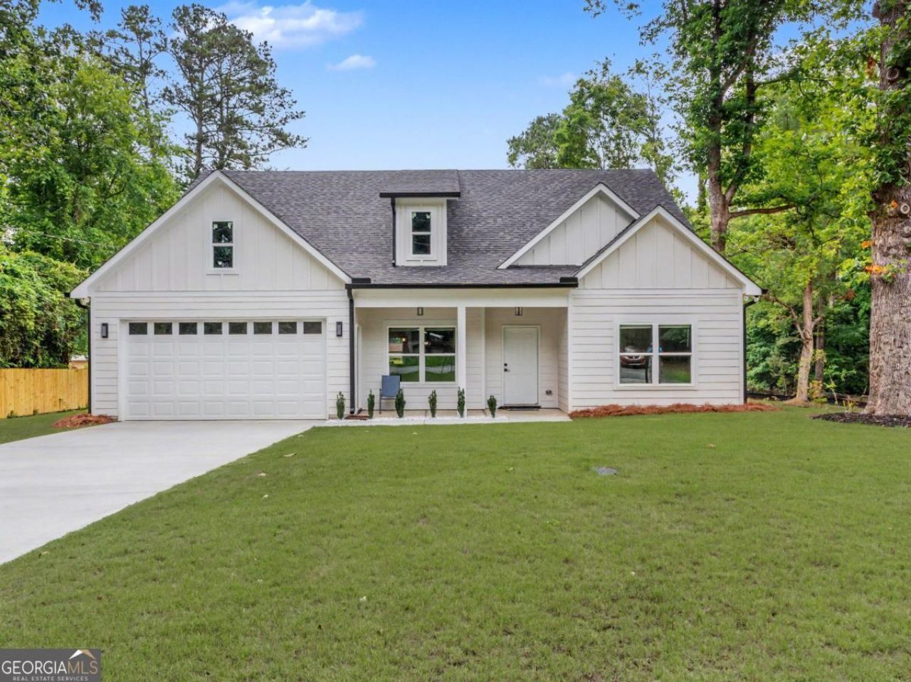 4392 Navajo Lane Se, Acworth, GA 30102 Main Photo
