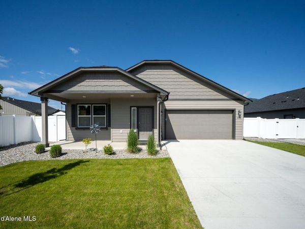 16026 N Hadley LOOP , Rathdrum, ID 83858