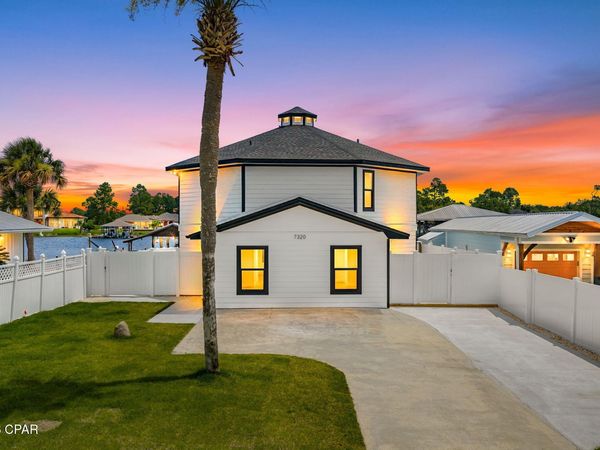 7320 S Lagoon Drive , Panama City Beach, FL 32408