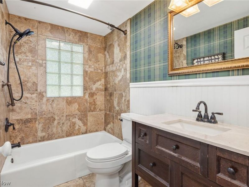 288 North Street , Rittman, OH 44270 Photo 9