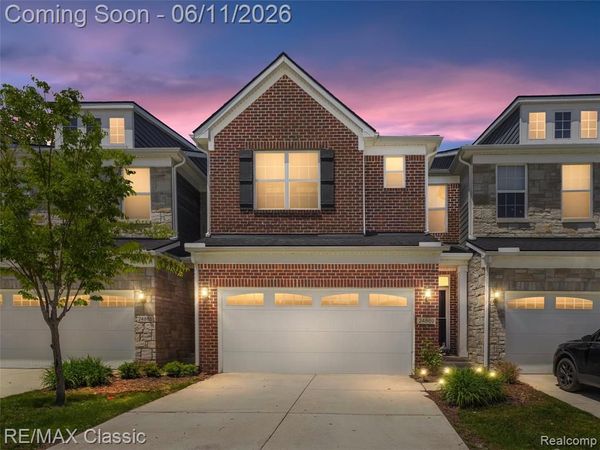 24869 Ivy, Novi, MI 48375