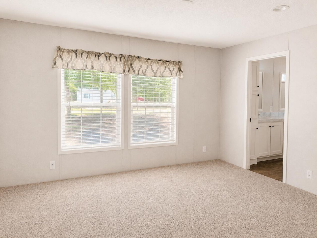 1254 Birch Drive Photo 13