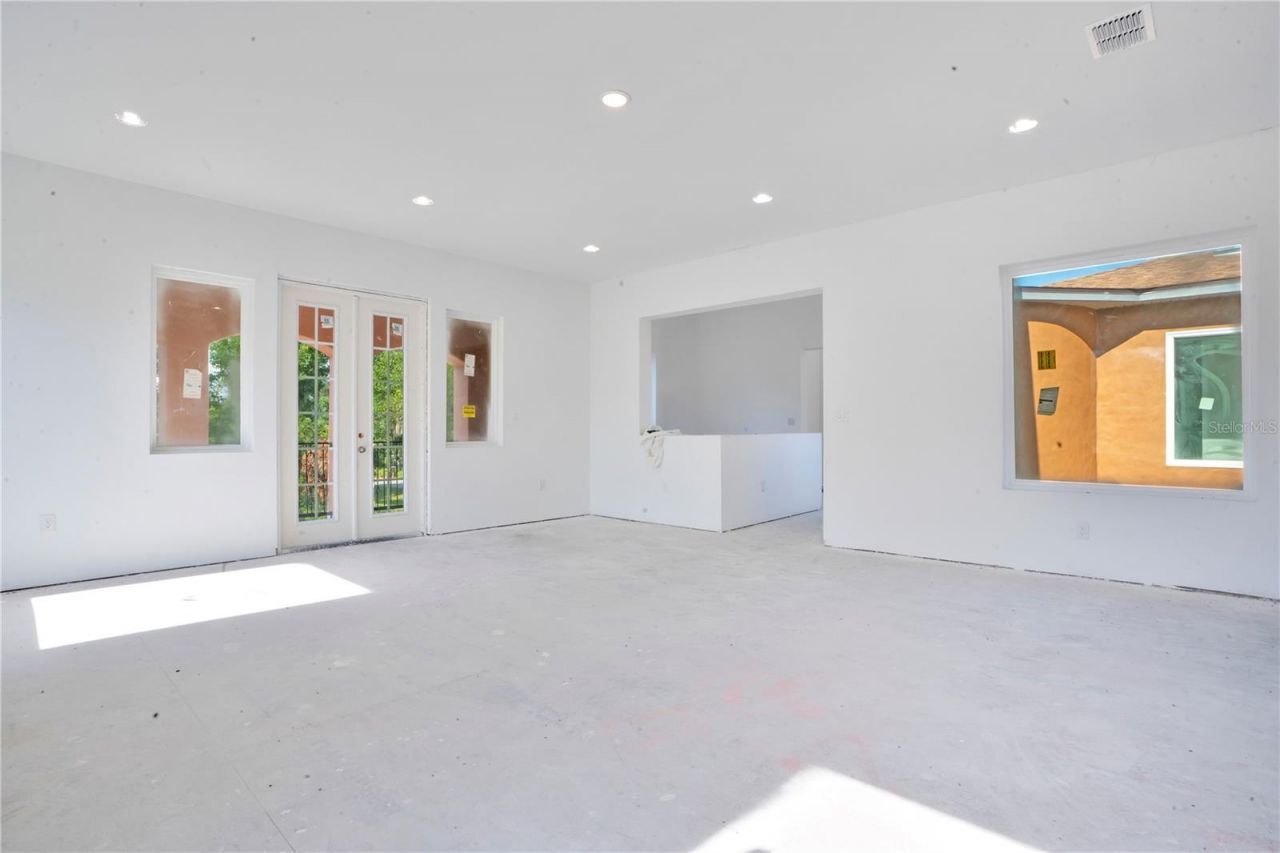 818 Lake Agnes Drive, Polk City, FL 33868 Photo