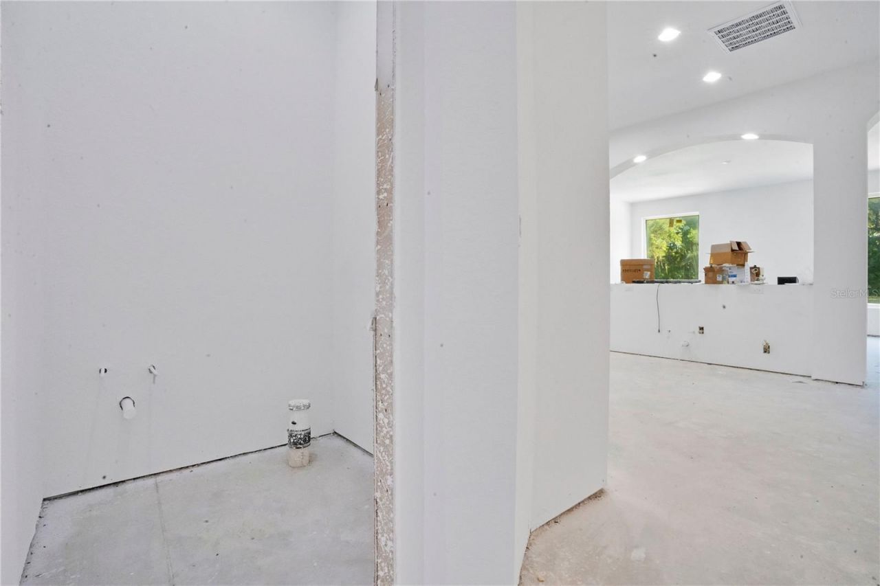 818 Lake Agnes Drive, Polk City, FL 33868 Photo