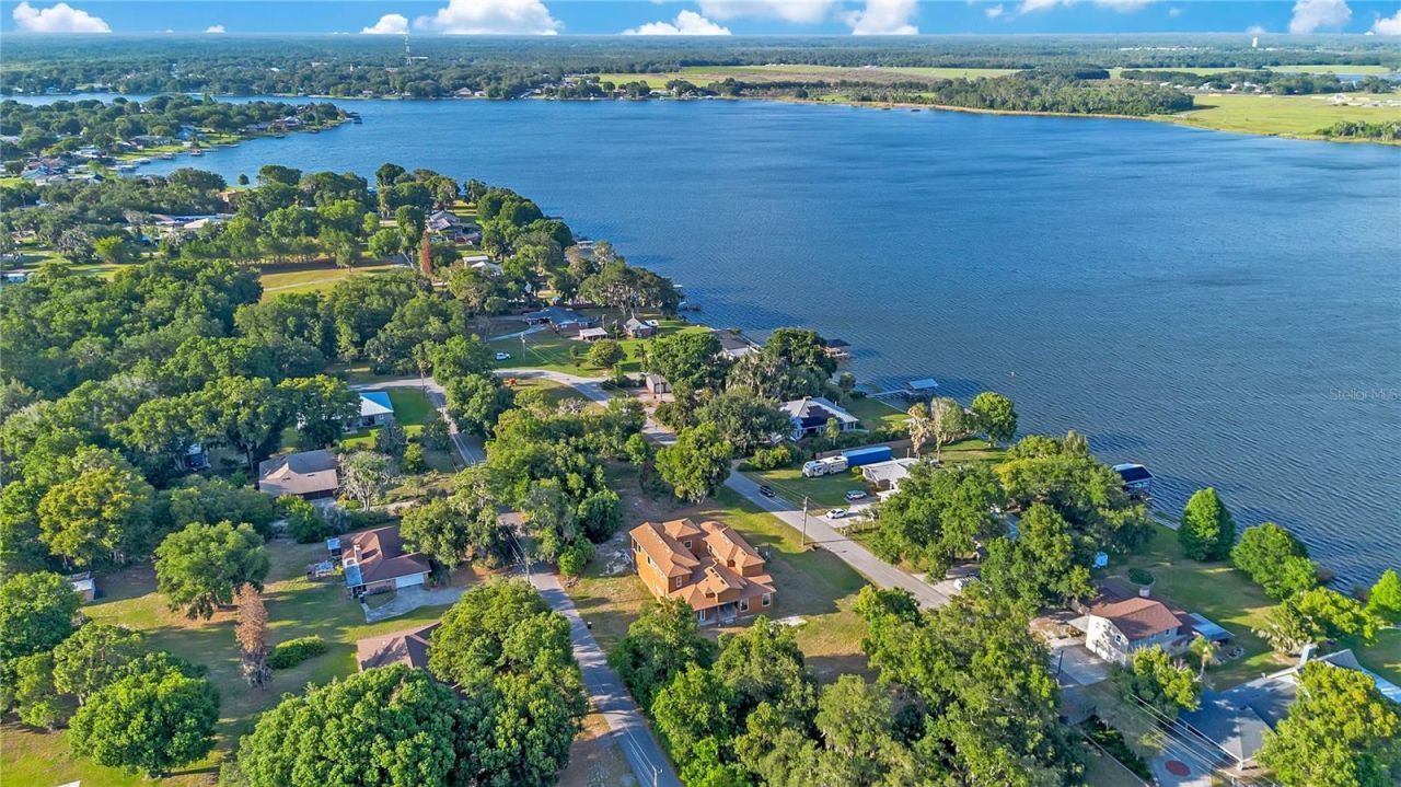 818 Lake Agnes Drive, Polk City, FL 33868 Photo