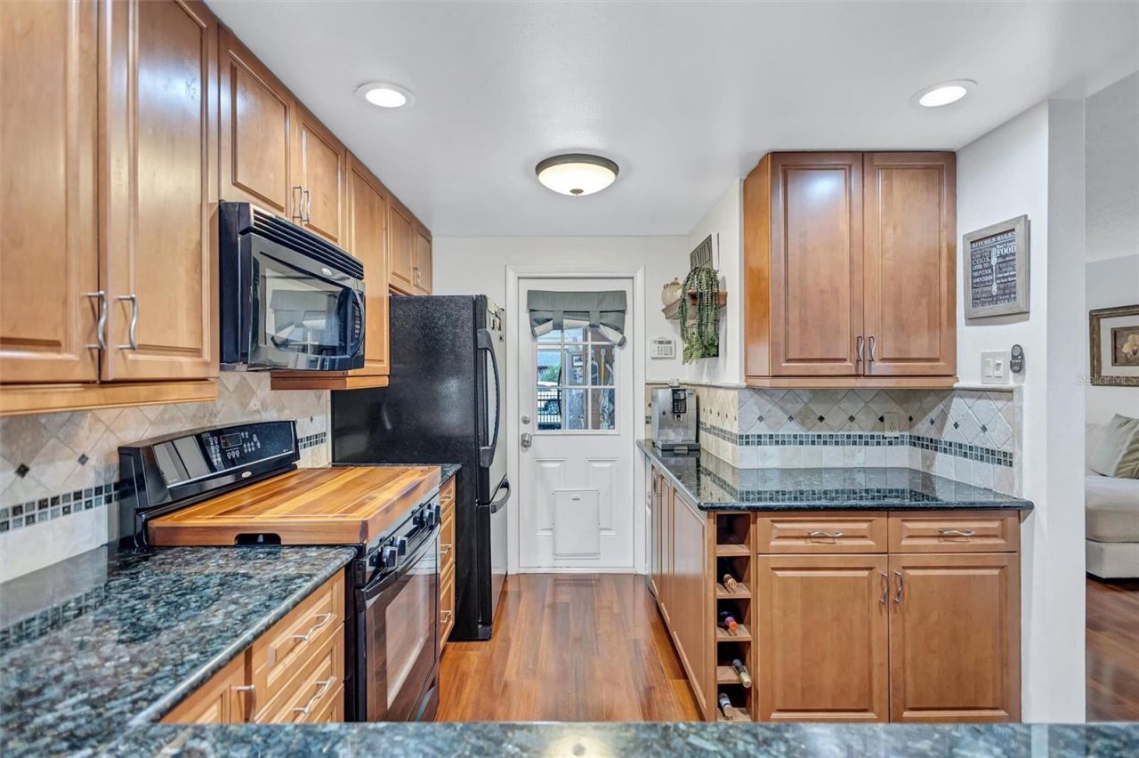 3437 35th Street N, Saint Petersburg, FL 33713 Photo