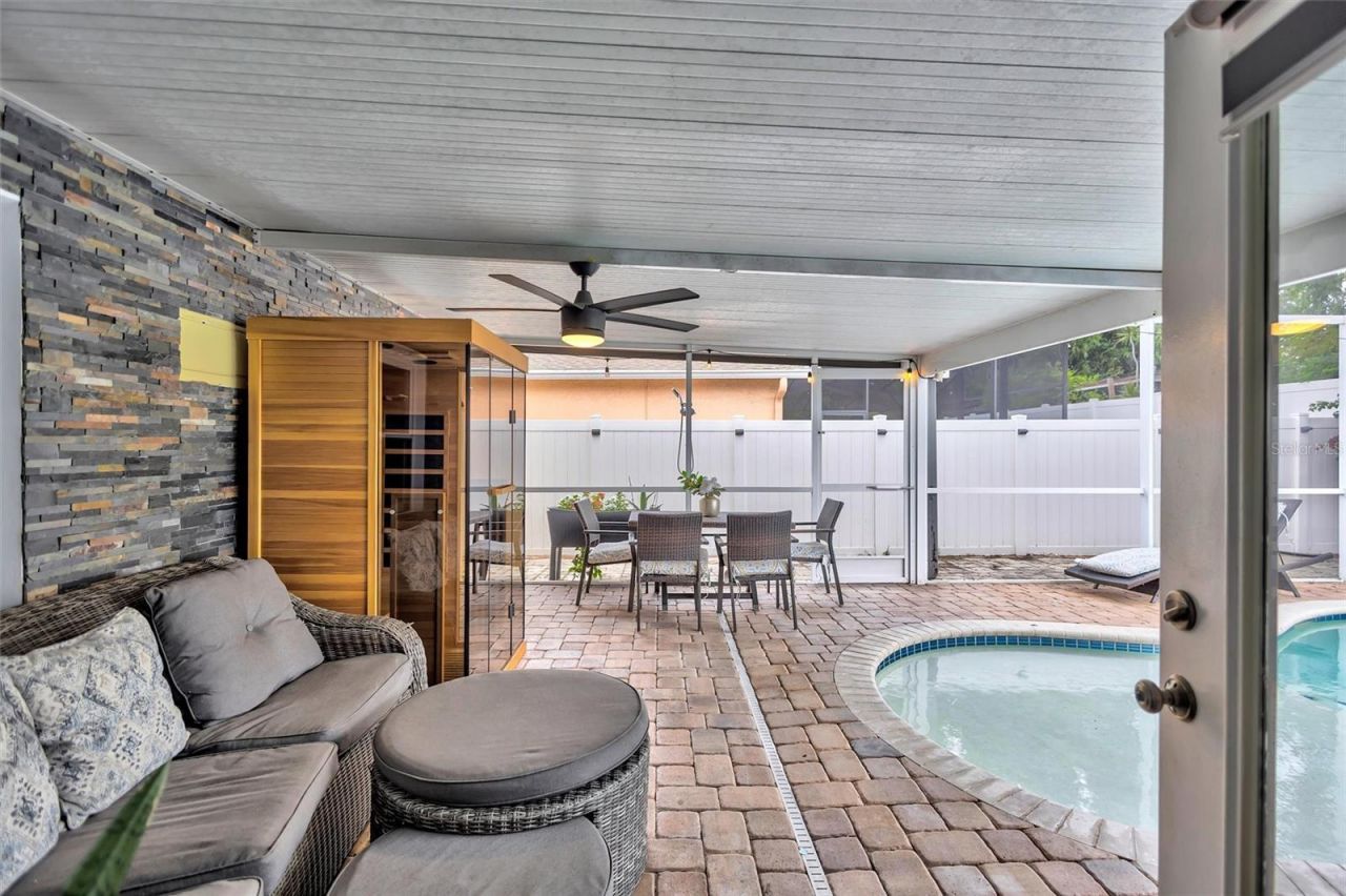 3437 35th Street N, Saint Petersburg, FL 33713 Photo