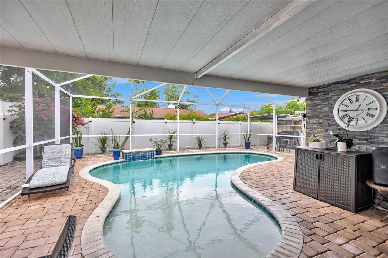 3437 35th Street N, Saint Petersburg, FL 33713 Photo