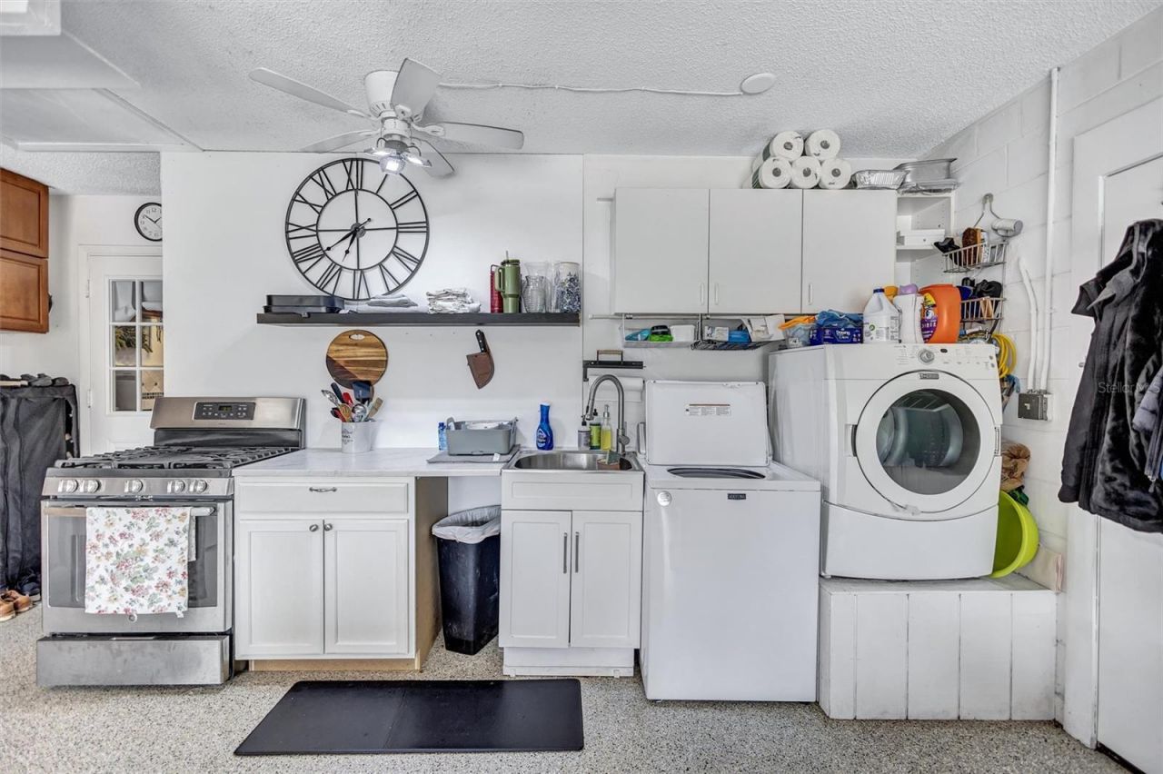 3437 35th Street N, Saint Petersburg, FL 33713 Photo