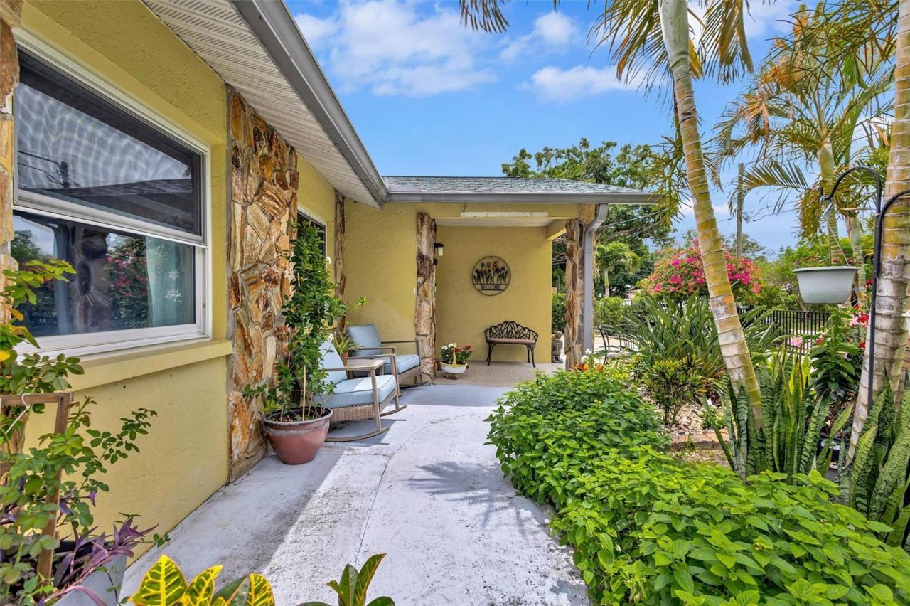 3437 35th Street N, Saint Petersburg, FL 33713 Photo