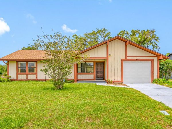 8528 HEATHER BOULEVARD , WEEKI WACHEE, FL 34613