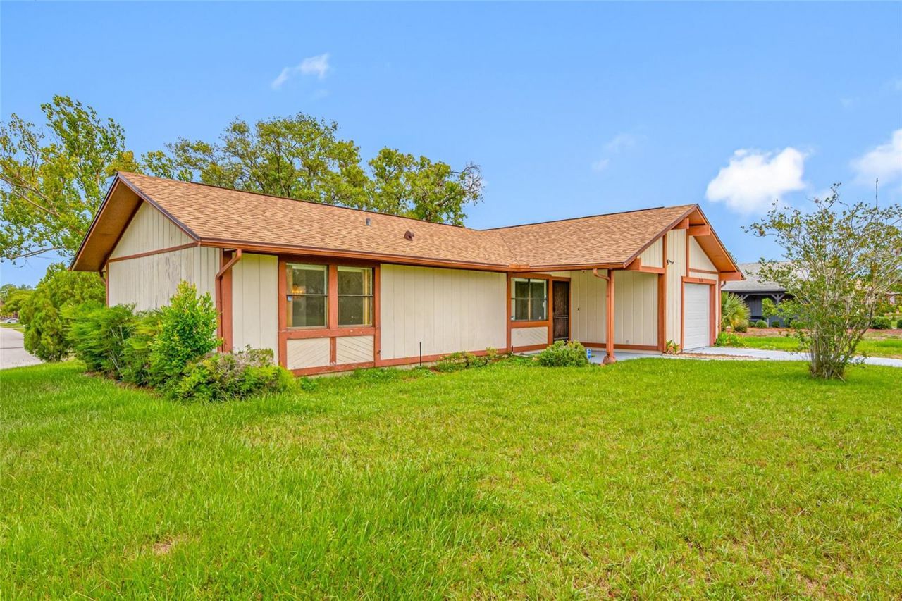 8528 Heather Boulevard , Weeki Wachee, FL 34613 Photo