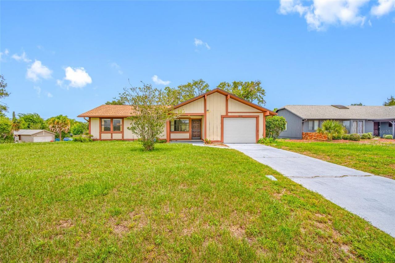 8528 Heather Boulevard , Weeki Wachee, FL 34613 Photo