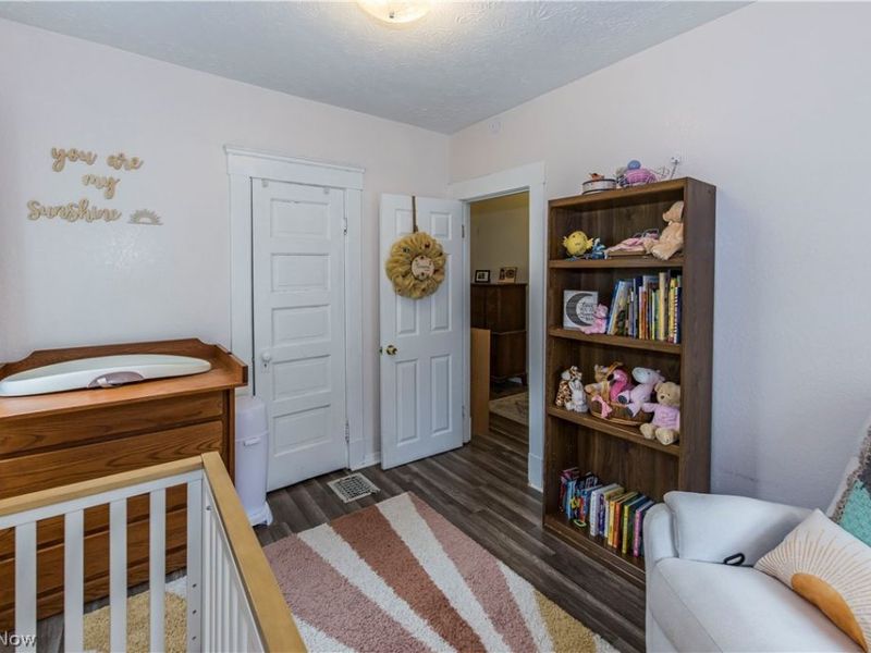 1465 Newman Avenue , Lakewood, OH 44107 Photo 15