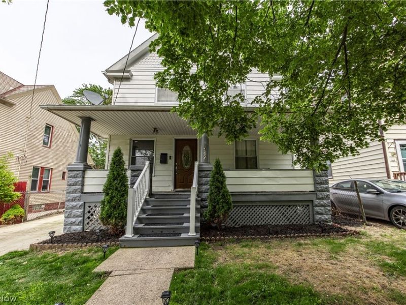 1465 Newman Avenue , Lakewood, OH 44107 Photo 2