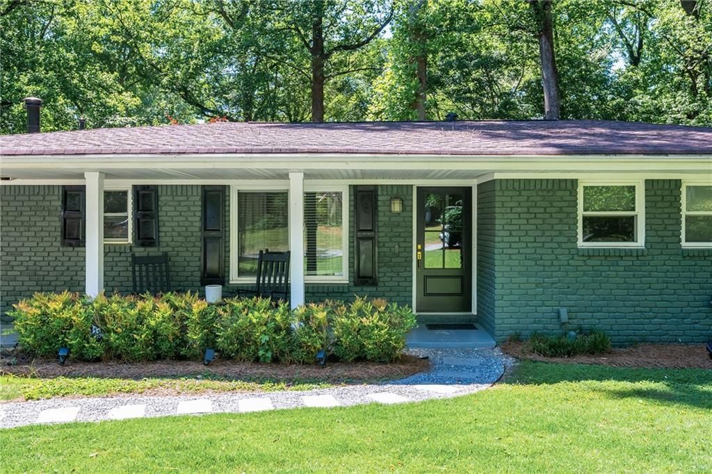 2558 Woodacres Road Ne, Atlanta, GA 30345 Main Photo